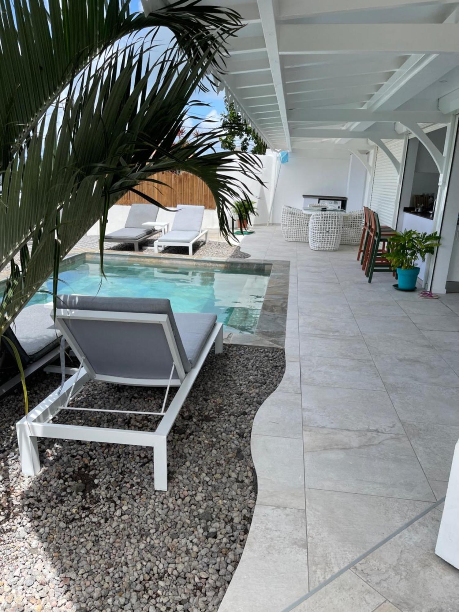 לה פראנסז Les Appart Villa Sunbay Caraibes Avec Piscine Privative Vue Mer Et Montagne מראה חיצוני תמונה
